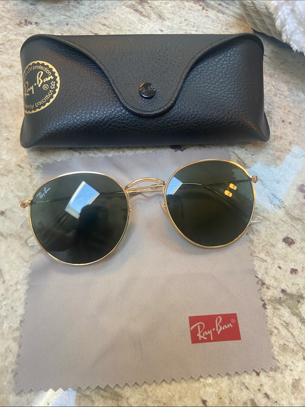 Ray-Ban Gold Frame Sunglasses with Green Lenses